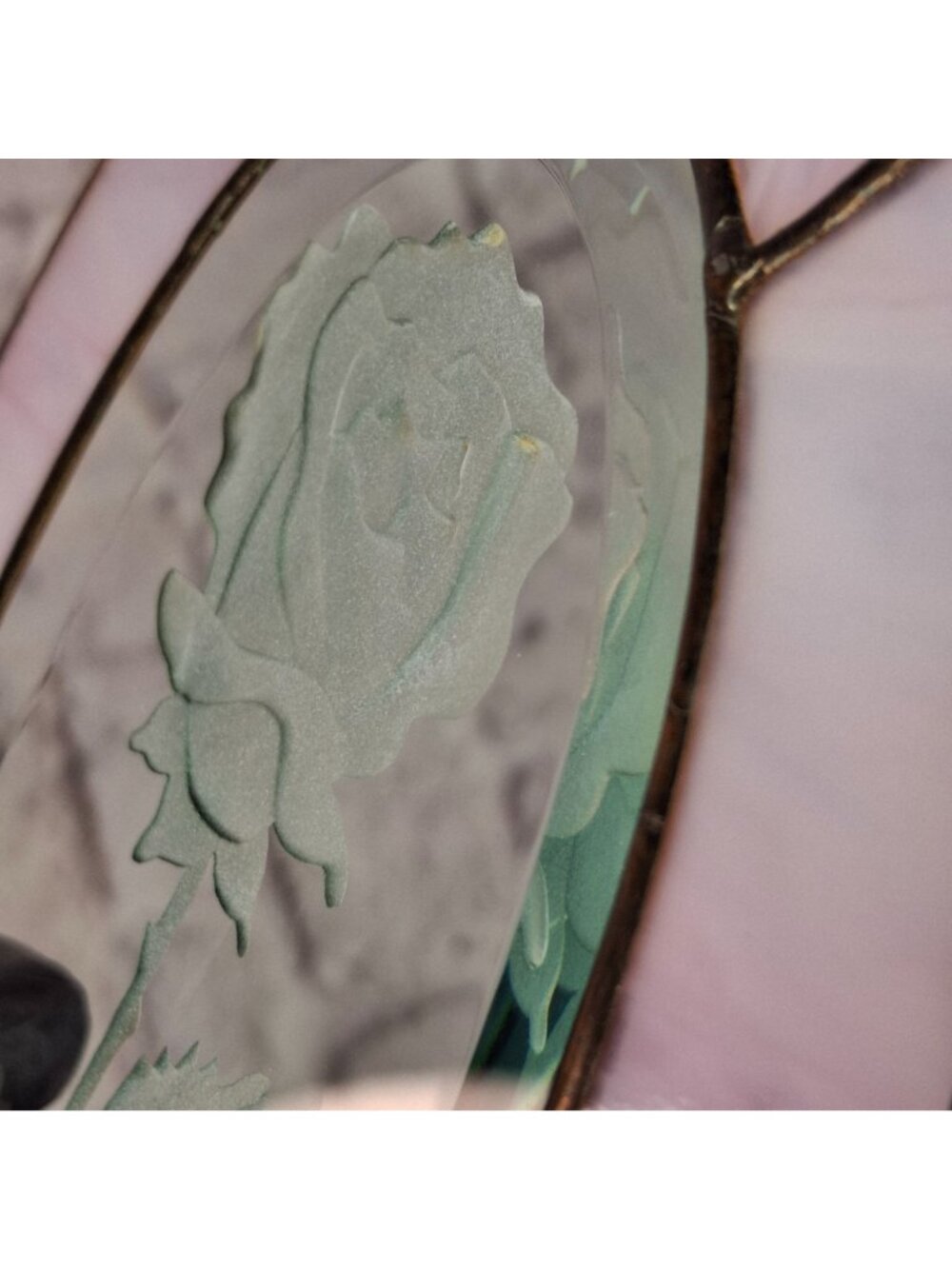 Vintage Stained Glass Sun Catcher Edged Rose Wall Hanger Pink & Clear 8 x 5.5in - Picture 5 of 8